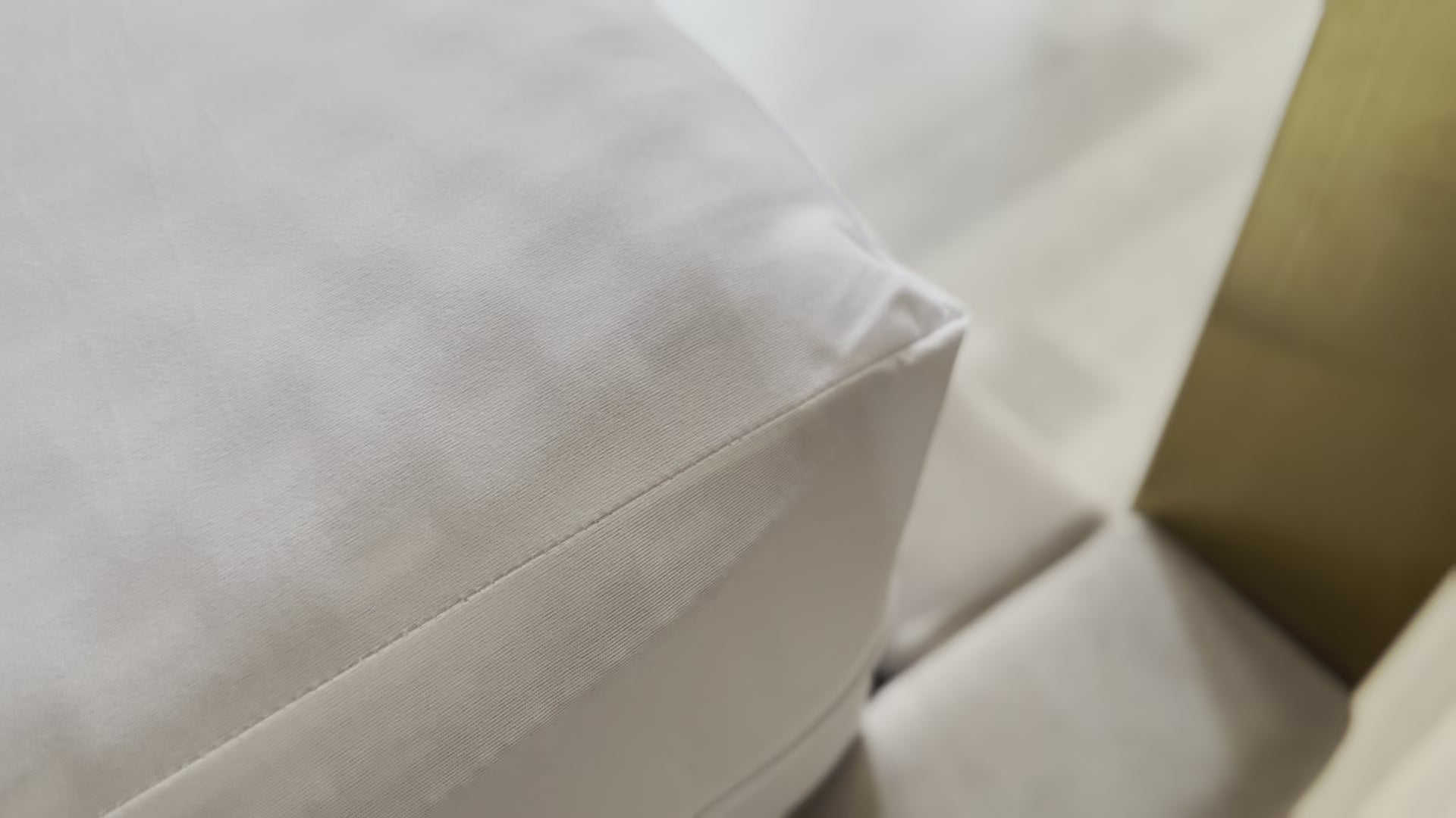 Deluxe Zippered Mattress Encasement-Austin Linen