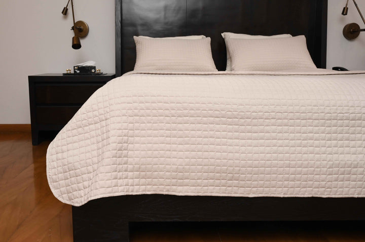 Discover the Art of Luxury Bedding – Austin Linen