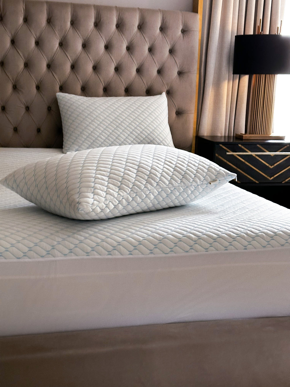 Snowflake Cooling Mattress Protector