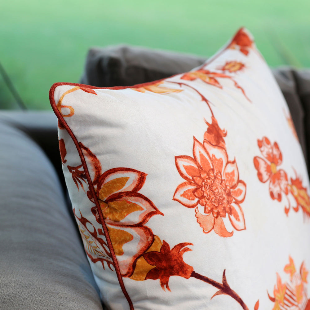 Autumn leaf Veloudo Designer cushions