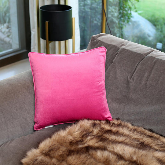 Veloúdo Caress Filled Cushions