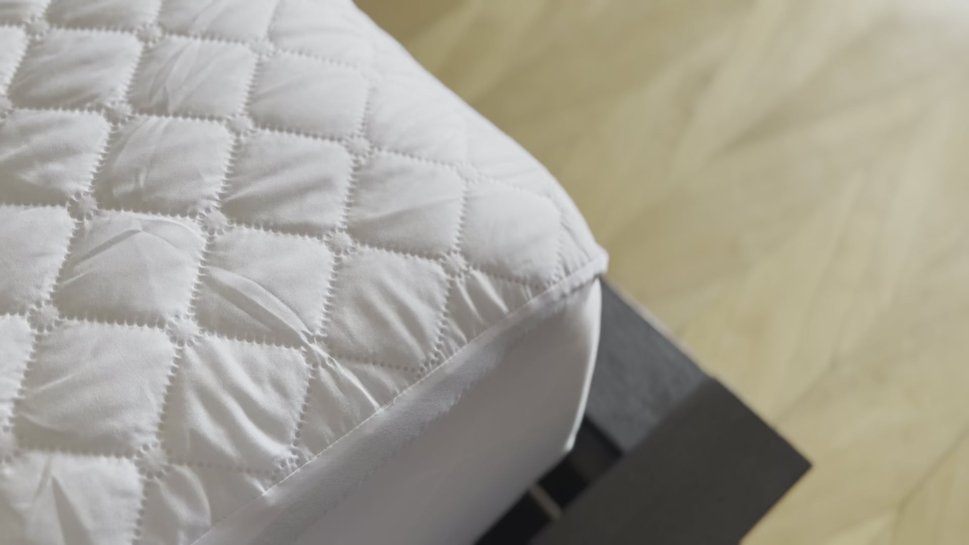 Pinsonic Quilted Waterproof Mattress Protector-Austin Linen